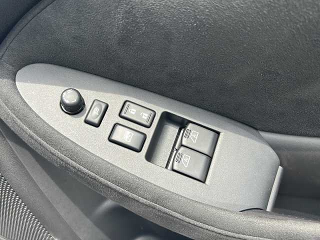 日産 フェアレディ Ｚ ニスモ 富山県 2017(平29)年 3.2万km ダイヤモンドブラック 純正HDDナビ/BOSEサウンド/Bluetooth/CD/AUX/DVD/ビルトインETC/バックカメラ/ハーフレザー/横滑り防止装置/純正アルミホイール/純正フロアマット/スペアキー/オートライト/プッシュスタート/取扱説明書/記録簿