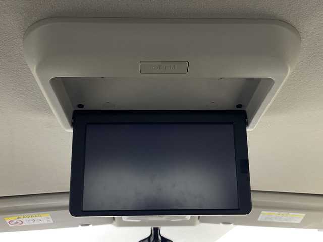 日産 セレナ ハイウェイスター Vセレクション 神奈川県 2018(平30)年 3万km マルーンレッド 純正9型ワイドSDナビゲーション/フルセグ/CD/DVD/HDMI/SD/AUX/純正後席フリップダウンモニター/アラウンドビューモニター/両側パワースライドドア/プロパイロット/クルーズコントロール/セーフティパックB/パーキングセンサー/インテリジェントエマージェンシーブレーキ/車線逸脱警報システム/電子パーキングブレーキ/オートホールド/インテリジェントキー/アイドリングストップ/デジタルインナーミラー/ビルトインETC/社外前後ドラレコ/二列目三列目USBソケット/サンシェード/ハイビームアシスト/LEDヘッドライト/オートライト/フォグライト