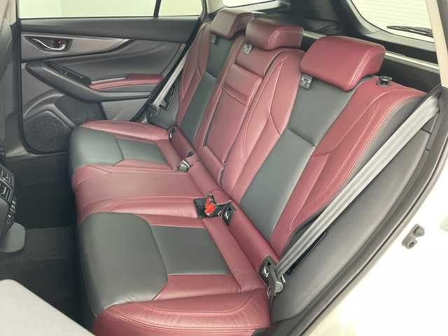 スバル レヴォーグ 1．8STIスポーツ EX 道央・札幌 2023(令5)年 4.7万km クリスタルホワイトP ・4WD/・純正ナビ&TV&BT&ipod&USB/・フロントカメラ/・サイドカメラ/・バックカメラ/・アイサイト/・レーダークルコン/・パドルシフト/・ビルトインETC/・レザーシート/・パワーシート/・メモリ付シート/・全席シートヒーター/・パワーバックドア/・オートライト/・LEDライト/・スマートキー/・スペアキー