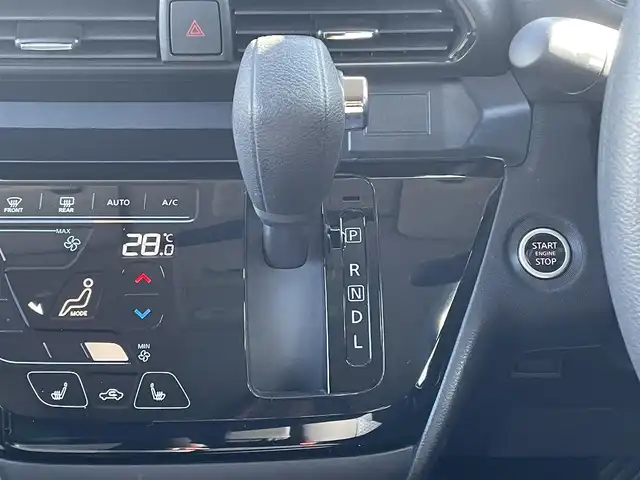 日産 ルークス ハイウェイスター X 鳥取県 2020(令2)年 3.7万km ブラック ワンオーナー/純正SDナビ（MM319D-L）/　【フルセグ/CD/DVD/BT/SD】/前席シートヒーター/ステアリングスイッチ/バックカメラ/全周囲カメラ/左側パワースライドドア/アイドリングストップ/ヘッドライトレベライザー/LEDヘッドライト（AUTO機能付き）/　・フォグランプ/プッシュスタート/コーナーセンサー/純正フロアマット/純正ドアバイザー/衝突軽減システム/盗難防止装置/新車保証書/取扱説明書/スペアキー有