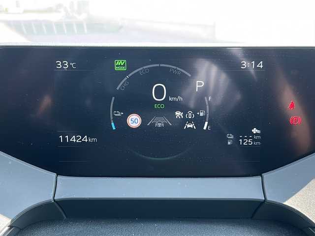 トヨタ プリウス Z 岐阜県 2024(令6)年 1.2万km アティチュードブラックマイカ ワンオーナー/12.3インチディスプレイ（コネクティッドナビ対応）/フルセグTV/Bluetooth/全周囲カメラ/デジタルインナーミラー/レーダークルーズコントロール/前席シートヒーター/前席ベンチレーション/パノラマルーフ/パワーバックドア/ステアリングヒーター/オートマチックハイビーム/車線逸脱警報/ビルトインETC/プラグインHV/保証書