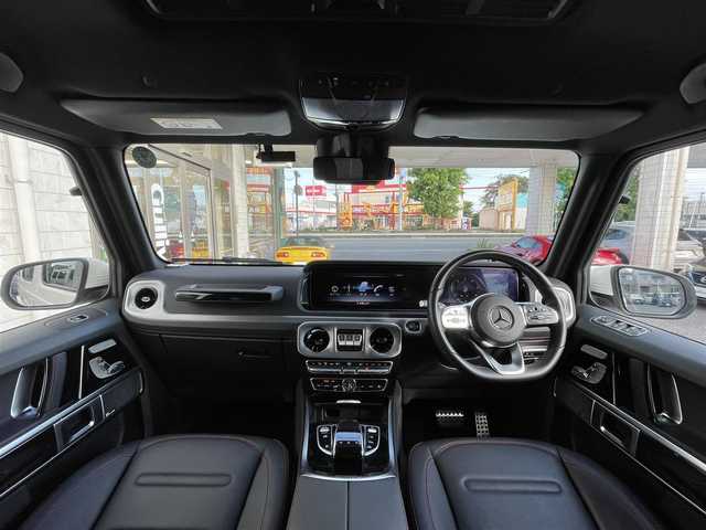 メルセデス・ベンツ ゲレンデヴァーゲン Ｇ３５０ｄ AMGライン 埼玉県 2019(令1)年 5万km ポーラホワイト 純正12.3型ナビ/フルセグ・BT・Applecarplay/全周囲カメラ/サンルーフ/ブルメスターサウンド/クリアランスソナー/アクティブブレーキアシスト/レーンキーピングアシスト/道路標識アシスト/ブラインドスポットアシスト/パーキングアシスト/レーダークルコン/パドルシフト/アイドリングストップ/シートヒーター(D・N・後席)/パワーシート(D・N席)/クライメートコントロール/ダイナミックセレクトスイッチ/電動パーキングブレーキ/電格ミラー/LEDヘッドライト/オートライト/USB端子2コ/レーダー探知機(ユピテル)/前後ドラレコ(ユピテル)/ETC2.0/スマートキー2本/保証書/取扱説明書