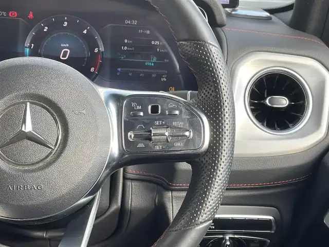 メルセデス・ベンツ ゲレンデヴァーゲン Ｇ３５０ｄ AMGライン 埼玉県 2019(令1)年 5万km ポーラホワイト 純正12.3型ナビ/フルセグ・BT・Applecarplay/全周囲カメラ/サンルーフ/ブルメスターサウンド/クリアランスソナー/アクティブブレーキアシスト/レーンキーピングアシスト/道路標識アシスト/ブラインドスポットアシスト/パーキングアシスト/レーダークルコン/パドルシフト/アイドリングストップ/シートヒーター(D・N・後席)/パワーシート(D・N席)/クライメートコントロール/ダイナミックセレクトスイッチ/電動パーキングブレーキ/電格ミラー/LEDヘッドライト/オートライト/USB端子2コ/レーダー探知機(ユピテル)/前後ドラレコ(ユピテル)/ETC2.0/スマートキー2本/保証書/取扱説明書