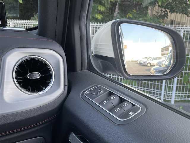 メルセデス・ベンツ ゲレンデヴァーゲン Ｇ３５０ｄ AMGライン 埼玉県 2019(令1)年 5万km ポーラホワイト 純正12.3型ナビ/フルセグ・BT・Applecarplay/全周囲カメラ/サンルーフ/ブルメスターサウンド/クリアランスソナー/アクティブブレーキアシスト/レーンキーピングアシスト/道路標識アシスト/ブラインドスポットアシスト/パーキングアシスト/レーダークルコン/パドルシフト/アイドリングストップ/シートヒーター(D・N・後席)/パワーシート(D・N席)/クライメートコントロール/ダイナミックセレクトスイッチ/電動パーキングブレーキ/電格ミラー/LEDヘッドライト/オートライト/USB端子2コ/レーダー探知機(ユピテル)/前後ドラレコ(ユピテル)/ETC2.0/スマートキー2本/保証書/取扱説明書