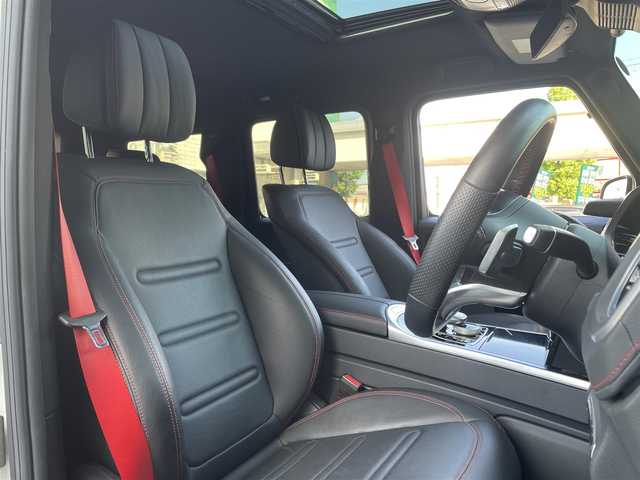 メルセデス・ベンツ ゲレンデヴァーゲン Ｇ３５０ｄ AMGライン 埼玉県 2019(令1)年 5万km ポーラホワイト 純正12.3型ナビ/フルセグ・BT・Applecarplay/全周囲カメラ/サンルーフ/ブルメスターサウンド/クリアランスソナー/アクティブブレーキアシスト/レーンキーピングアシスト/道路標識アシスト/ブラインドスポットアシスト/パーキングアシスト/レーダークルコン/パドルシフト/アイドリングストップ/シートヒーター(D・N・後席)/パワーシート(D・N席)/クライメートコントロール/ダイナミックセレクトスイッチ/電動パーキングブレーキ/電格ミラー/LEDヘッドライト/オートライト/USB端子2コ/レーダー探知機(ユピテル)/前後ドラレコ(ユピテル)/ETC2.0/スマートキー2本/保証書/取扱説明書