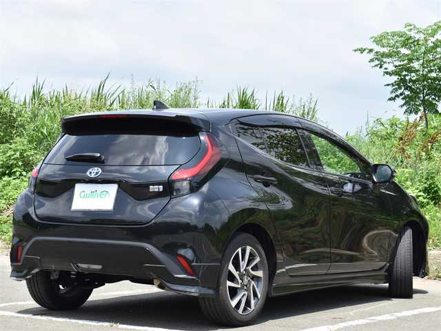 トヨタ アクア Z 福岡県 2021(令3)年 4.1万km ブラックマイカ 純正ディスプレイオーディ/スマートキー/プッシュスタート/パノラマビューカメラ/トヨタセーフティセンス/　・PCS（プリクラッシュセーフティ）/　・LTA（レーントレーシングアシスト）/　・AHB（オートマチックハイビーム）/　・RSA（ロードサインアシスト）/　・レーダークルーズコントロール/　・先行車発進告知機能/ブラインドスポットモニター/運転席パワーシート/純正LEDヘッドライト/純正16インチアルミ/革巻きステアリング/ステアリングスイッチ/モデリスタF/S/Rエアロ/ステアリングヒーター/電動格納ミラー/ETC2．0/保証書/取扱説明書