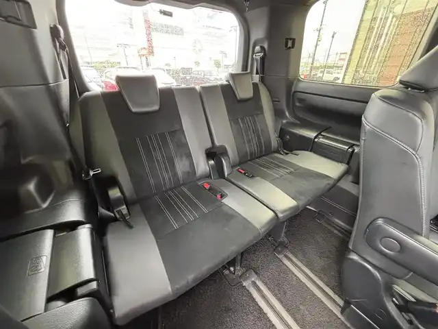 トヨタ エスクァイア ハイブリッド Gi プレミアムパッケージ ブラックテーラード 宮城県 2019(令1)年 5.9万km ブラック 禁煙車アルパイン11インチナビCD/DVD/BT/HDMI/フルセグテレビバックカメラアルパイン１１インチフリップダウントヨタセーフティセンスプリクラッシュセーフティー/オートハイビームクリアランスソナークルーズコントロール/シートヒーター（F/R）ハーフレザーシート/ステアリングリモコンウッドコンビステアリング/LEDライトLEDフォグETCドアバイザー