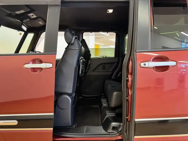 ダイハツ タント カスタム RS セレクション 群馬県 2020(令2)年 4.5万km ブラックマイカメタリック/ファイアークォーツレッドメタリック 2トーン スマートアシスト/ロングスライドシート/純正メモリナビ/　　CD/DVD/BT/フルセグ/USB/iPod/バックカメラ/両側パワースライドドア/レーダークルーズコントロール/LEDオートライト/オートハイビーム/ハーフレザーシート/前席シートヒーター/純正15インチAW/コーナーセンサー/レーンアシスト/オートリトラクタブルミラー/ステアリングスイッチ/アイドリングストップ/横滑り防止装置/サイド・カーテンエアバッグ/スマートキー/ビルトインETC/ターボ