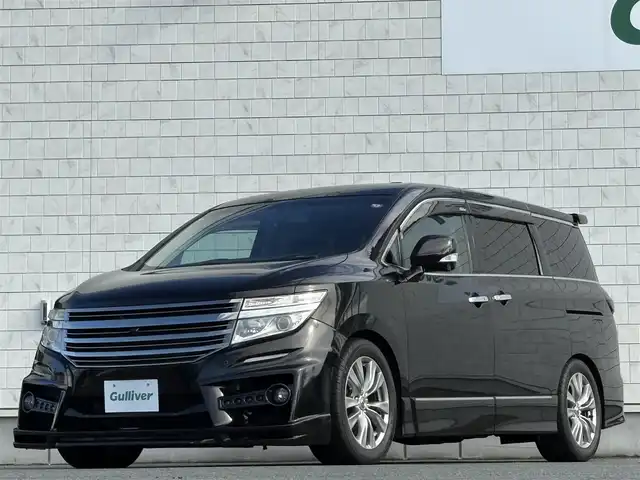 日産 エルグランド ライダー 黒本革 パワーシート 岩手県 2010(平22)年 8.1万km ファントムブラック 4WD/ツインサンルーフ/社外エアロ/社外足回り/社外テールランプ/スポーツマフラー（車検適合）/純正フリップダウンモニター/パワーバックドア/両側パワースライドドア/日産メーカーナビ/全周囲カメラ/前席シートヒーター/〇プッシュスタート/〇ドアバイザー/〇フロアマット/〇電動格納ミラー/オートライト/フォグライト/ETC/前方ドライブレコーダー/スペアキー（1本）