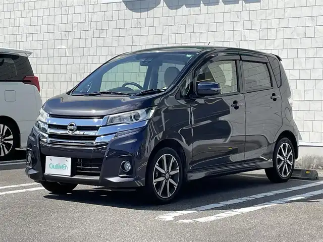 日産 デイズ HWS X プレミアムセレクション 宮崎県 2018(平30)年 3.9万km プレミアムパープルP 純正ナビ【MM317D-W】/・フルセグTV・Bluetooth・CD・DVD/純正ドライブレコーダー/衝突軽減ブレーキ/アラウンドビューモニター/オートライト/オートハイビーム/HIDヘッドライト/フォグライト/純正フロアマット/純正15インチアルミホイール/プッシュスタート/スペアキー有り