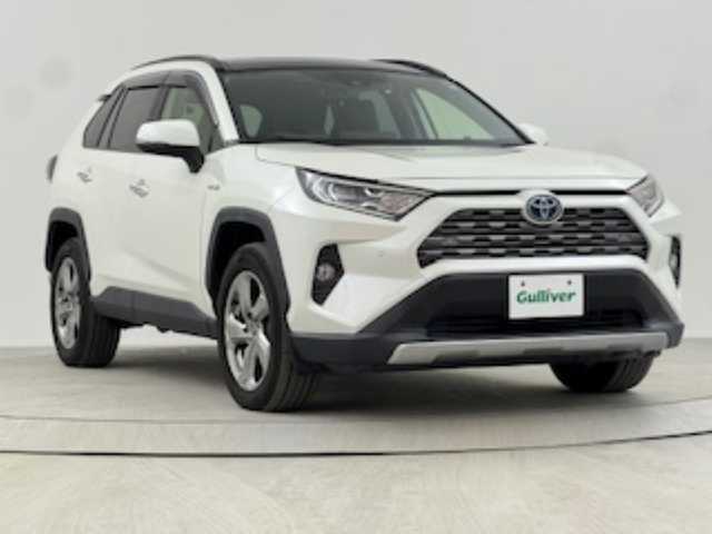 トヨタ ＲＡＶ４ ハイブリットG 熊本県 2019(令1)年 5万km ホワイトパールクリスタルシャイン サンルーフ/純正ナビ/　　CD/DVD/BT/フルセグ/バックカメラ/レーダークルーズコントロールACC/LEDオートライト/シートヒーター/純正18インチアルミホイール/アイドリングストップ/スマートキー/ETC2.0