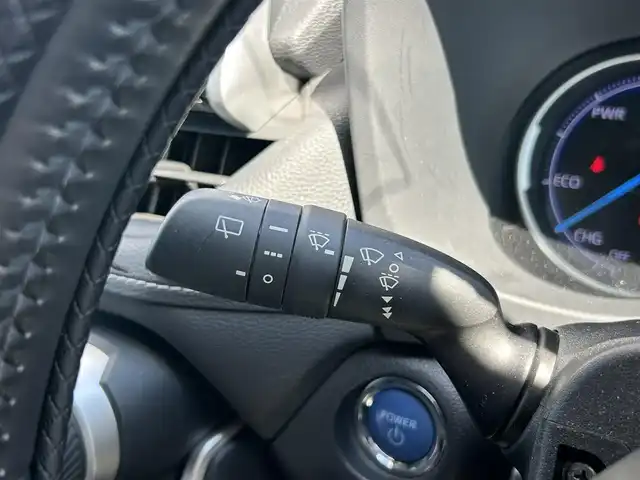 トヨタ ＲＡＶ４ ハイブリットG 熊本県 2019(令1)年 5万km ホワイトパールクリスタルシャイン サンルーフ/純正ナビ/　　CD/DVD/BT/フルセグ/バックカメラ/レーダークルーズコントロールACC/LEDオートライト/シートヒーター/純正18インチアルミホイール/アイドリングストップ/スマートキー/ETC2.0