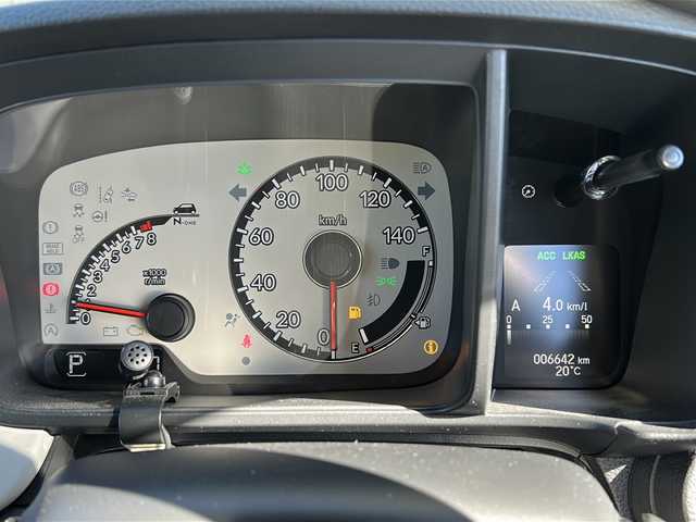 ホンダ Ｎ ＯＮＥ オリジナル 静岡県 2024(令6)年 0.7万km フィヨルドミストパール 社外ディスプレイオーディオ/・CD/・DVD/・Bluetooth/・USB/・AM/・FM/主要装備/・衝突軽減/・レーンキープ/・追従クルコン/・コーナーセンサー後/・バックカメラ/・ドラレコ前後/・ETC/・ステリモ/・電動パーキングブレーキ/・オートホールド/・LEDヘッドライト/・オートライト/・純正フロアマット/・スマートキー/・プッシュスタート