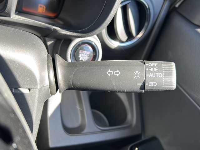 ホンダ Ｎ ＯＮＥ オリジナル 静岡県 2024(令6)年 0.7万km フィヨルドミストパール 社外ディスプレイオーディオ/・CD/・DVD/・Bluetooth/・USB/・AM/・FM/主要装備/・衝突軽減/・レーンキープ/・追従クルコン/・コーナーセンサー後/・バックカメラ/・ドラレコ前後/・ETC/・ステリモ/・電動パーキングブレーキ/・オートホールド/・LEDヘッドライト/・オートライト/・純正フロアマット/・スマートキー/・プッシュスタート