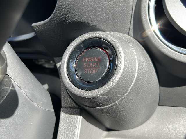 ホンダ Ｎ ＯＮＥ オリジナル 静岡県 2024(令6)年 0.7万km フィヨルドミストパール 社外ディスプレイオーディオ/・CD/・DVD/・Bluetooth/・USB/・AM/・FM/主要装備/・衝突軽減/・レーンキープ/・追従クルコン/・コーナーセンサー後/・バックカメラ/・ドラレコ前後/・ETC/・ステリモ/・電動パーキングブレーキ/・オートホールド/・LEDヘッドライト/・オートライト/・純正フロアマット/・スマートキー/・プッシュスタート