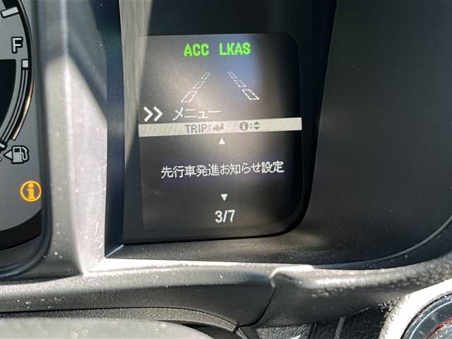 ホンダ Ｎ ＯＮＥ オリジナル 静岡県 2024(令6)年 0.7万km フィヨルドミストパール 社外ディスプレイオーディオ/・CD/・DVD/・Bluetooth/・USB/・AM/・FM/主要装備/・衝突軽減/・レーンキープ/・追従クルコン/・コーナーセンサー後/・バックカメラ/・ドラレコ前後/・ETC/・ステリモ/・電動パーキングブレーキ/・オートホールド/・LEDヘッドライト/・オートライト/・純正フロアマット/・スマートキー/・プッシュスタート