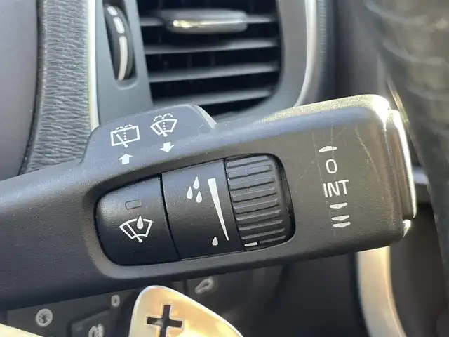 ボルボ Ｖ４０ D4 モメンタム 栃木県 2018(平30)年 5.6万km アイスホワイト 純正HDDナビ/(AM/FM/CD/DVD/HDD/Bluetooth)/アダプティブクルーズコントロール /衝突被害軽減ブレーキ /レーンキーピング /ブラインドスポットインフォメーション /バックカメラ /シートヒーター /パワーシート /ETC /保証書/取扱説明書/スペアキー