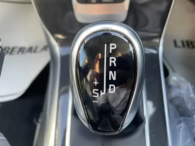 ボルボ Ｖ４０ D4 モメンタム 栃木県 2018(平30)年 5.6万km アイスホワイト 純正HDDナビ/(AM/FM/CD/DVD/HDD/Bluetooth)/アダプティブクルーズコントロール /衝突被害軽減ブレーキ /レーンキーピング /ブラインドスポットインフォメーション /バックカメラ /シートヒーター /パワーシート /ETC /保証書/取扱説明書/スペアキー