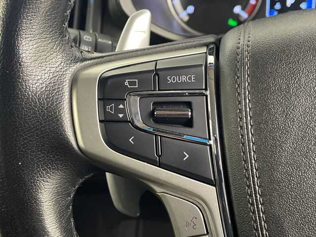 三菱 デリカＤ：５ P 埼玉県 2021(令3)年 4万km ダイヤモンドブラックマイカ 電動サイドステップ　/純正10.1型ナビ　/全方位カメラ　/両側パワースライドドア　/電動リアゲート　/ドライブレコーダー　/ＥＴＣ　/アダプティブクルーズコントロール/レーンキープアシスト/衝突軽減システム/ブラインドスポットモニター/パドルシフト/パワーシート　/シートヒーター　/ステアリングヒーター　/純正アルミホイール/フロアマット/オートマティックハイビーム/LEDヘッドライト