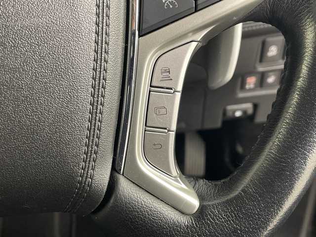 三菱 デリカＤ：５ P 埼玉県 2021(令3)年 4万km ダイヤモンドブラックマイカ 電動サイドステップ　/純正10.1型ナビ　/全方位カメラ　/両側パワースライドドア　/電動リアゲート　/ドライブレコーダー　/ＥＴＣ　/アダプティブクルーズコントロール/レーンキープアシスト/衝突軽減システム/ブラインドスポットモニター/パドルシフト/パワーシート　/シートヒーター　/ステアリングヒーター　/純正アルミホイール/フロアマット/オートマティックハイビーム/LEDヘッドライト