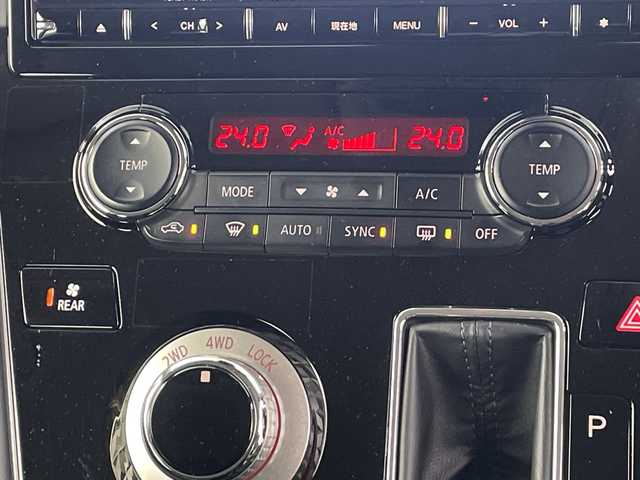 三菱 デリカＤ：５ P 埼玉県 2021(令3)年 4万km ダイヤモンドブラックマイカ 電動サイドステップ　/純正10.1型ナビ　/全方位カメラ　/両側パワースライドドア　/電動リアゲート　/ドライブレコーダー　/ＥＴＣ　/アダプティブクルーズコントロール/レーンキープアシスト/衝突軽減システム/ブラインドスポットモニター/パドルシフト/パワーシート　/シートヒーター　/ステアリングヒーター　/純正アルミホイール/フロアマット/オートマティックハイビーム/LEDヘッドライト