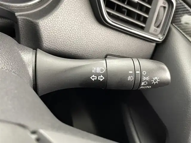 日産 エクストレイル 20Xi 熊本県 2018(平30)年 7.4万km ブリリアントホワイトパール ４WD/純正ナビMM517D-L（ＣＤ・ＤＶＤ・フルセグ・ＢＴ・ＳＤ・ＡＵＸ）/アラウンドビューモニター　/純正前方ドライブレコーダー　/ビルトインＥＴＣ　/レーダークルーズコントロール/衝突軽減ブレーキ/横滑り防止/ダウンヒルアシスト/前後クリアランスソナー　/プロパイロット/パワーバックドア/アイドリングストップ/デジタルインナーミラー/純正フロアマット/純正１８インチAW/オートライト/LEDヘッドライト/フォグライト/スマートキー/プッシュスタート