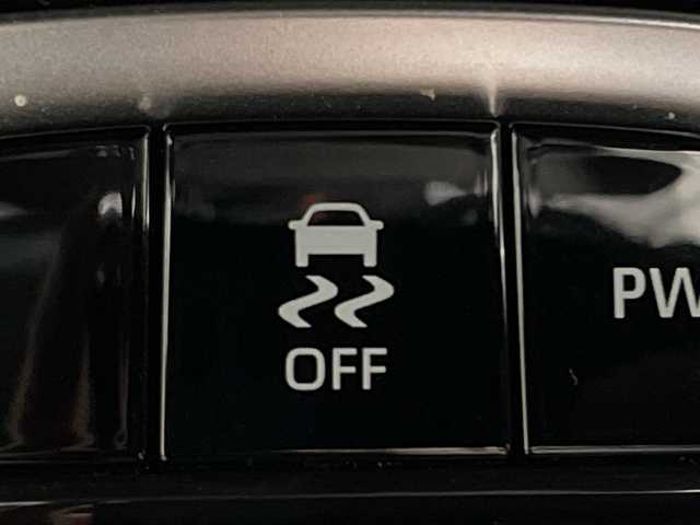 トヨタ カローラ クロス Z 神奈川県 2022(令4)年 2万km アティチュードブラックマイカ トヨタセーフティセンス/純正ディスプレイオーディオ/・ナビ/フルセグTV/BT/USB/MiraCast/パノラミックビューモニター/ハーフレザーシート/パワーシート(D)/シートヒーター(D/N)/パワーバックドア/モデリスタエアロ(F/S/R)/MTモード/電動サイドブレーキ/オートブレーキホールド/PWRモード/ビルトインETC/ヘッドライトレベライザー/スマートキー/プッシュスタートボタン/革巻きステアリング/ステアリングスイッチ/Autoライト/前後ドライブレコーダー/BSM/LEDヘッドライト/フォグランプ/電動格納ミラー/ウィンカーミラー/ルーフレール/純正18インチアルミホイール/マット