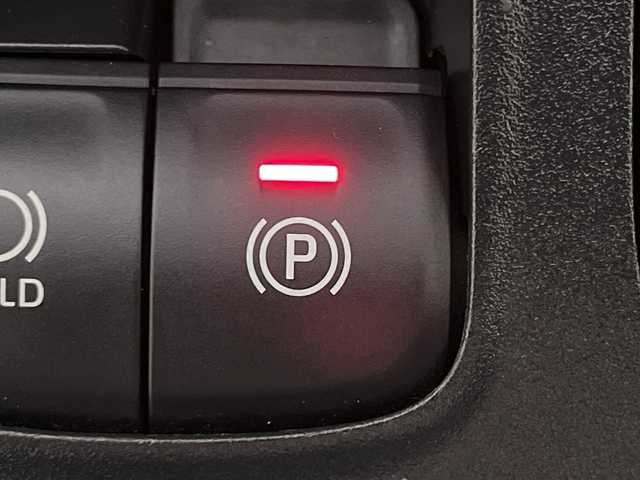 トヨタ カローラ クロス Z 神奈川県 2022(令4)年 2万km アティチュードブラックマイカ トヨタセーフティセンス/純正ディスプレイオーディオ/・ナビ/フルセグTV/BT/USB/MiraCast/パノラミックビューモニター/ハーフレザーシート/パワーシート(D)/シートヒーター(D/N)/パワーバックドア/モデリスタエアロ(F/S/R)/MTモード/電動サイドブレーキ/オートブレーキホールド/PWRモード/ビルトインETC/ヘッドライトレベライザー/スマートキー/プッシュスタートボタン/革巻きステアリング/ステアリングスイッチ/Autoライト/前後ドライブレコーダー/BSM/LEDヘッドライト/フォグランプ/電動格納ミラー/ウィンカーミラー/ルーフレール/純正18インチアルミホイール/マット