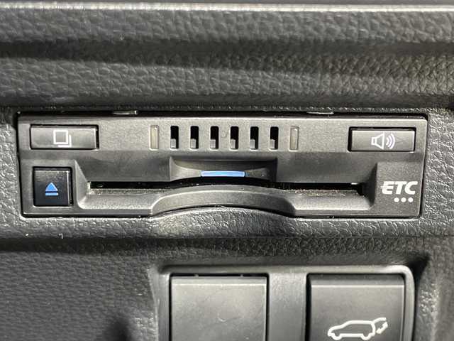 トヨタ カローラ クロス Z 神奈川県 2022(令4)年 2万km アティチュードブラックマイカ トヨタセーフティセンス/純正ディスプレイオーディオ/・ナビ/フルセグTV/BT/USB/MiraCast/パノラミックビューモニター/ハーフレザーシート/パワーシート(D)/シートヒーター(D/N)/パワーバックドア/モデリスタエアロ(F/S/R)/MTモード/電動サイドブレーキ/オートブレーキホールド/PWRモード/ビルトインETC/ヘッドライトレベライザー/スマートキー/プッシュスタートボタン/革巻きステアリング/ステアリングスイッチ/Autoライト/前後ドライブレコーダー/BSM/LEDヘッドライト/フォグランプ/電動格納ミラー/ウィンカーミラー/ルーフレール/純正18インチアルミホイール/マット