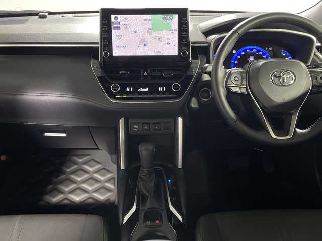 トヨタ カローラ クロス Z 神奈川県 2022(令4)年 2万km アティチュードブラックマイカ トヨタセーフティセンス/純正ディスプレイオーディオ/・ナビ/フルセグTV/BT/USB/MiraCast/パノラミックビューモニター/ハーフレザーシート/パワーシート(D)/シートヒーター(D/N)/パワーバックドア/モデリスタエアロ(F/S/R)/MTモード/電動サイドブレーキ/オートブレーキホールド/PWRモード/ビルトインETC/ヘッドライトレベライザー/スマートキー/プッシュスタートボタン/革巻きステアリング/ステアリングスイッチ/Autoライト/前後ドライブレコーダー/BSM/LEDヘッドライト/フォグランプ/電動格納ミラー/ウィンカーミラー/ルーフレール/純正18インチアルミホイール/マット