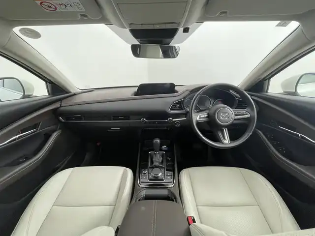 マツダ ＣＸ－３０ XD Lパッケージ 道央・札幌 2021(令3)年 5.4万km スノーフレイクホワイトパールマイカ ・４WD/・メーカーナビ/　CD/DVD/BT/HDMI/フルセグ/・全方位カメラ/・ビルトインETC/・i-ACTIVSENSE/・ドライバーモニタリング/・レーダークルーズコントロール/・レーンキープアシスト/・クリアランスソナー/・オートハイビーム/・BSM/・レザーシート/・D席パワーシート/・前席シートヒーター/・ステアリングヒーター/・LEDヘッドライト/・フォグライト/・オートライト/・プッシュスタート/・スマートキー/・純正フロアマット/・ドアバイザー