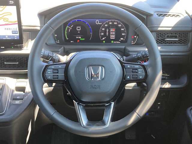 ホンダ ステップワゴン スパーダ eHEV 佐賀県 2023(令5)年 1.3万km クリスタルブラックパール 純正11.4インチナビ/マルチビューカメラ/アダプティブクルーズコントロール/衝突被害軽減ブレーキ/クリアランスソナー/ブラインドスポットモニター/車線逸脱警報機能/SOSコール/両側パワースライドドア/電動パーキングブレーキ/オートブレーキホールド/ETC/パワーバックドア/ハーフレザーシート/シートヒーター/オットマン/シートバックテーブル/ステアリングリモコン/レザーステアリング/LEDヘッドライト/フォグライト/純正アルミホイール
