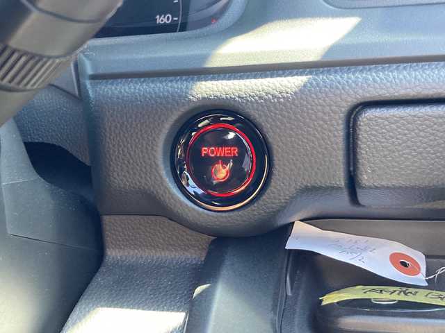 ホンダ ステップワゴン スパーダ eHEV 佐賀県 2023(令5)年 1.3万km クリスタルブラックパール 純正11.4インチナビ/マルチビューカメラ/アダプティブクルーズコントロール/衝突被害軽減ブレーキ/クリアランスソナー/ブラインドスポットモニター/車線逸脱警報機能/SOSコール/両側パワースライドドア/電動パーキングブレーキ/オートブレーキホールド/ETC/パワーバックドア/ハーフレザーシート/シートヒーター/オットマン/シートバックテーブル/ステアリングリモコン/レザーステアリング/LEDヘッドライト/フォグライト/純正アルミホイール