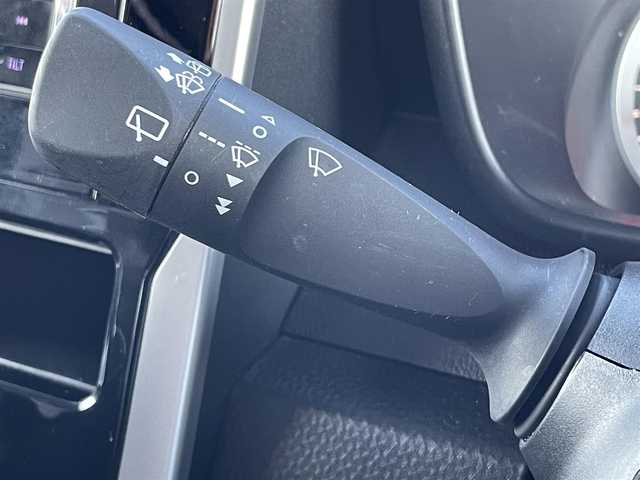 トヨタ ルーミー カスタムG 山口県 2022(令4)年 5.6万km 黒 純正ナビ【CN-RX06WD】/　CD/DVD/BD/AM/FM/フルセグテレビ/Bluetooth/アラウンドビューモニター/ETC/前後ドライブレコーダー/アイドリングストップ/両側パワースライドドア/USB端子/電動パーキングブレーキ/電動格納ウィンカーミラー/コーナーセンサー/純正フロアマット/純正アルミホイール14インチ/後席フラットシート/純正LEDヘッドライト/フォグランプ