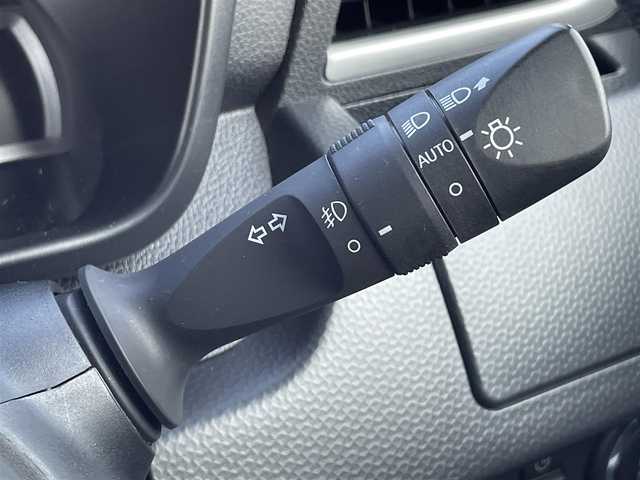 トヨタ ルーミー カスタムG 山口県 2022(令4)年 5.6万km 黒 純正ナビ【CN-RX06WD】/　CD/DVD/BD/AM/FM/フルセグテレビ/Bluetooth/アラウンドビューモニター/ETC/前後ドライブレコーダー/アイドリングストップ/両側パワースライドドア/USB端子/電動パーキングブレーキ/電動格納ウィンカーミラー/コーナーセンサー/純正フロアマット/純正アルミホイール14インチ/後席フラットシート/純正LEDヘッドライト/フォグランプ