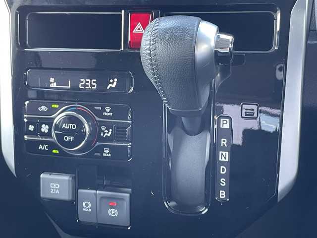 トヨタ ルーミー カスタムG 山口県 2022(令4)年 5.6万km 黒 純正ナビ【CN-RX06WD】/　CD/DVD/BD/AM/FM/フルセグテレビ/Bluetooth/アラウンドビューモニター/ETC/前後ドライブレコーダー/アイドリングストップ/両側パワースライドドア/USB端子/電動パーキングブレーキ/電動格納ウィンカーミラー/コーナーセンサー/純正フロアマット/純正アルミホイール14インチ/後席フラットシート/純正LEDヘッドライト/フォグランプ