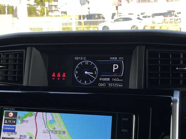 トヨタ ルーミー カスタムG 山口県 2022(令4)年 5.6万km 黒 純正ナビ【CN-RX06WD】/　CD/DVD/BD/AM/FM/フルセグテレビ/Bluetooth/アラウンドビューモニター/ETC/前後ドライブレコーダー/アイドリングストップ/両側パワースライドドア/USB端子/電動パーキングブレーキ/電動格納ウィンカーミラー/コーナーセンサー/純正フロアマット/純正アルミホイール14インチ/後席フラットシート/純正LEDヘッドライト/フォグランプ