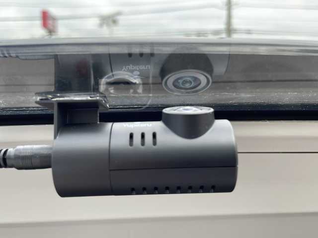 トヨタ ルーミー カスタムG 山口県 2022(令4)年 5.6万km 黒 純正ナビ【CN-RX06WD】/　CD/DVD/BD/AM/FM/フルセグテレビ/Bluetooth/アラウンドビューモニター/ETC/前後ドライブレコーダー/アイドリングストップ/両側パワースライドドア/USB端子/電動パーキングブレーキ/電動格納ウィンカーミラー/コーナーセンサー/純正フロアマット/純正アルミホイール14インチ/後席フラットシート/純正LEDヘッドライト/フォグランプ