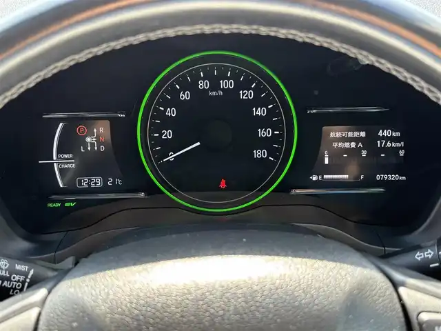 ホンダ ヴェゼル ハイブリッド 福岡県 2016(平28)年 8万km 青 純正ナビ(ワンセグテレビ・CD・DVD・BT)/・VXM-174VFi/バックカメラ/ETC/純正アルミホイール/前席シートヒーター/プッシュスタート/社外フロアマット/スマートキー