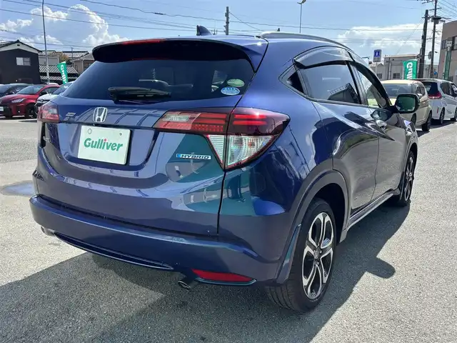 ホンダ ヴェゼル ハイブリッド 福岡県 2016(平28)年 8万km 青 純正ナビ(ワンセグテレビ・CD・DVD・BT)/・VXM-174VFi/バックカメラ/ETC/純正アルミホイール/前席シートヒーター/プッシュスタート/社外フロアマット/スマートキー