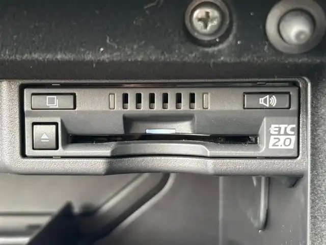 レクサス ＩＳ 300 茨城県 2023(令5)年 0.6万km グラファイトブラックガラスフレーク ワンオーナー/純正メモリナビ(AM/FM/TV/Miracast/BT/CD/DVD)/バックカメラ/追従型クルーズコントロール/ETC2.0/3眼LEDヘッドライト/レザーシート/パワーシート(D/N席)/電動リアゲート/純正アルミホイール/ブラインドスポットモニター/レクサスセーフティシステムプラス/・プリクラッシュセーフティ/・レーントレーシング/・オートマチックハイビーム/・レーダークルーズコントロール/・ロードサインアシスト/・先行車発進告知機能/・ドライバー異常時対応システム/パワーステアリング/オートライト/パドルシフト