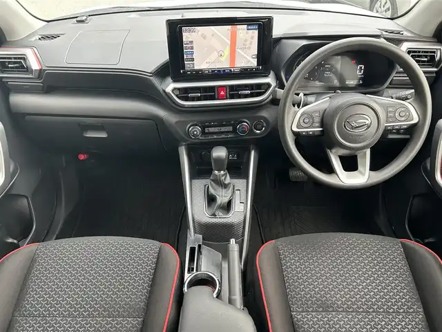 ダイハツ ロッキー G 大阪府 2021(令3)年 1.7万km ブラックマイカメタリック/シャイニングホワイトパール ワンオーナー/純正9インチメモリナビ/BTオーディオ/CD/DVD/フルセグテレビ/バックカメラ/前席シートヒーター/ETC/クルーズコントロール/ステアリングスイッチ/純正フロアマット/純正ドアバイザー/純正17インチAW/LEDヘッドライト/オートライト/フォグランプ/スペアキー