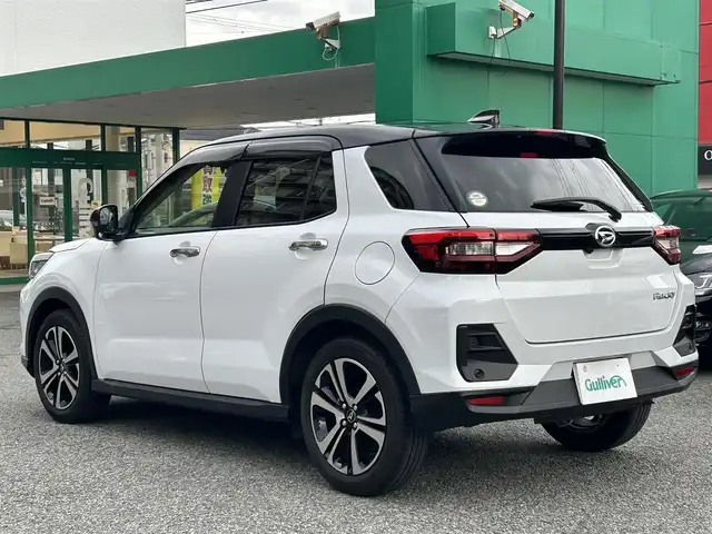 ダイハツ ロッキー G 大阪府 2021(令3)年 1.7万km ブラックマイカメタリック/シャイニングホワイトパール ワンオーナー/純正9インチメモリナビ/BTオーディオ/CD/DVD/フルセグテレビ/バックカメラ/前席シートヒーター/ETC/クルーズコントロール/ステアリングスイッチ/純正フロアマット/純正ドアバイザー/純正17インチAW/LEDヘッドライト/オートライト/フォグランプ/スペアキー