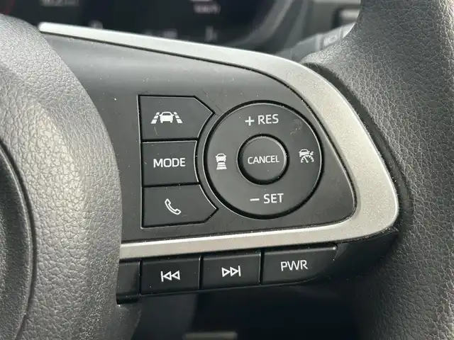 ダイハツ ロッキー G 大阪府 2021(令3)年 1.7万km ブラックマイカメタリック/シャイニングホワイトパール ワンオーナー/純正9インチメモリナビ/BTオーディオ/CD/DVD/フルセグテレビ/バックカメラ/前席シートヒーター/ETC/クルーズコントロール/ステアリングスイッチ/純正フロアマット/純正ドアバイザー/純正17インチAW/LEDヘッドライト/オートライト/フォグランプ/スペアキー