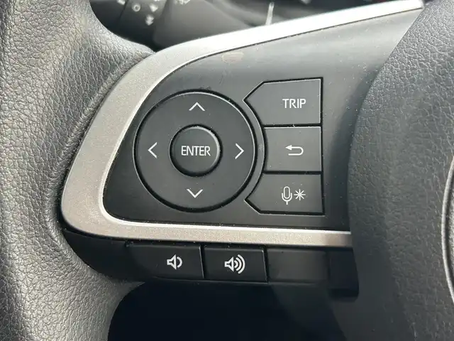 ダイハツ ロッキー G 大阪府 2021(令3)年 1.7万km ブラックマイカメタリック/シャイニングホワイトパール ワンオーナー/純正9インチメモリナビ/BTオーディオ/CD/DVD/フルセグテレビ/バックカメラ/前席シートヒーター/ETC/クルーズコントロール/ステアリングスイッチ/純正フロアマット/純正ドアバイザー/純正17インチAW/LEDヘッドライト/オートライト/フォグランプ/スペアキー