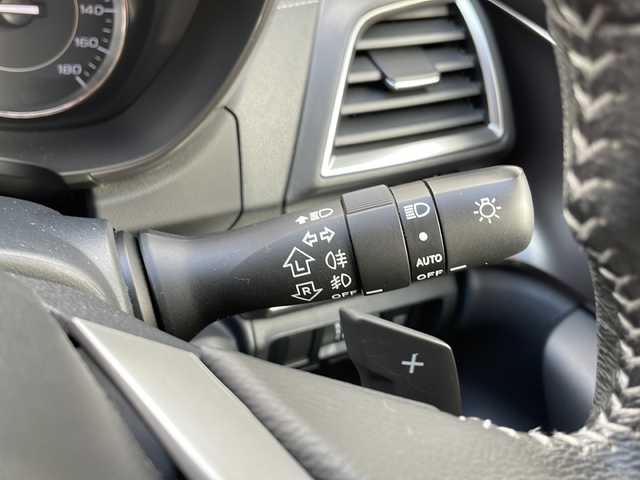 スバル インプレッサ Ｇ４ 2．0i－S アイサイト 山口県 2017(平29)年 5万km ダークブルーパール ワンオーナー/純正8インチSDナビ【CN-LR820D】/・AM/FM/iPod/USB/SD/CD/DVD/Bluetooth/フルセグテレビ/バックカメラ/ETC/純正フロアマット/18インチ純正アルミホイール/LEDヘッドランプ/フォグランプ/オートライト/前席パワーシート/スマートキー/スペアキー/プッシュアップスタート/電動パーキングブレーキ/パドルシフト/アイドリングストップ/アイサイト/・プリクラッシュブレーキ/・全車速追従機能付クルーズコントロール/・AT誤発進抑制制御/・車線逸脱抑制/・車線逸脱警報/・ふらつき警報/取扱説明書/保証書/記録簿