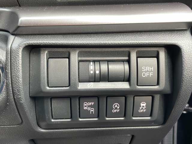 スバル インプレッサ Ｇ４ 2．0i－S アイサイト 山口県 2017(平29)年 5万km ダークブルーパール ワンオーナー/純正8インチSDナビ【CN-LR820D】/・AM/FM/iPod/USB/SD/CD/DVD/Bluetooth/フルセグテレビ/バックカメラ/ETC/純正フロアマット/18インチ純正アルミホイール/LEDヘッドランプ/フォグランプ/オートライト/前席パワーシート/スマートキー/スペアキー/プッシュアップスタート/電動パーキングブレーキ/パドルシフト/アイドリングストップ/アイサイト/・プリクラッシュブレーキ/・全車速追従機能付クルーズコントロール/・AT誤発進抑制制御/・車線逸脱抑制/・車線逸脱警報/・ふらつき警報/取扱説明書/保証書/記録簿