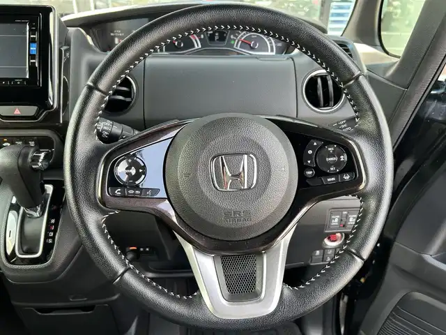 ホンダ Ｎ ＢＯＸ カスタム G L ターボ ホンダセンシング 栃木県 2018(平30)年 1.8万km クリスタルブラックパール ホンダセンシング/純正メモリナビ/フルセグTV/DVD/Bluetooth/バックカメラ/ビルトインETC/両側パワースライドドア/ドライブレコーダー/パドルシフト/アダプティブクルーズコントロール/ステアリングリモコン/スマートキー×2/純正エンジンスターター/LEDヘッドライト/フォグランプ/保証書/取説