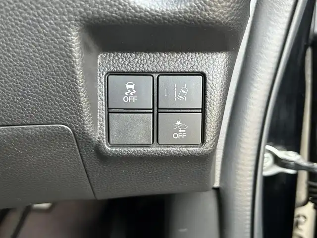 ホンダ Ｎ ＢＯＸ カスタム G L ターボ ホンダセンシング 栃木県 2018(平30)年 1.8万km クリスタルブラックパール ホンダセンシング/純正メモリナビ/フルセグTV/DVD/Bluetooth/バックカメラ/ビルトインETC/両側パワースライドドア/ドライブレコーダー/パドルシフト/アダプティブクルーズコントロール/ステアリングリモコン/スマートキー×2/純正エンジンスターター/LEDヘッドライト/フォグランプ/保証書/取説