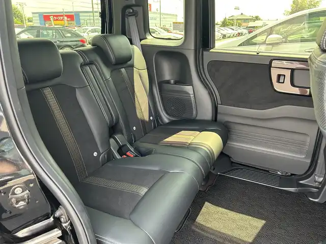 ホンダ Ｎ ＢＯＸ カスタム G L ターボ ホンダセンシング 栃木県 2018(平30)年 1.8万km クリスタルブラックパール ホンダセンシング/純正メモリナビ/フルセグTV/DVD/Bluetooth/バックカメラ/ビルトインETC/両側パワースライドドア/ドライブレコーダー/パドルシフト/アダプティブクルーズコントロール/ステアリングリモコン/スマートキー×2/純正エンジンスターター/LEDヘッドライト/フォグランプ/保証書/取説